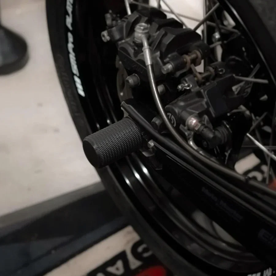 Supermoto Axle Sliders (Crash Pegs, Easy to Install) - Image 5