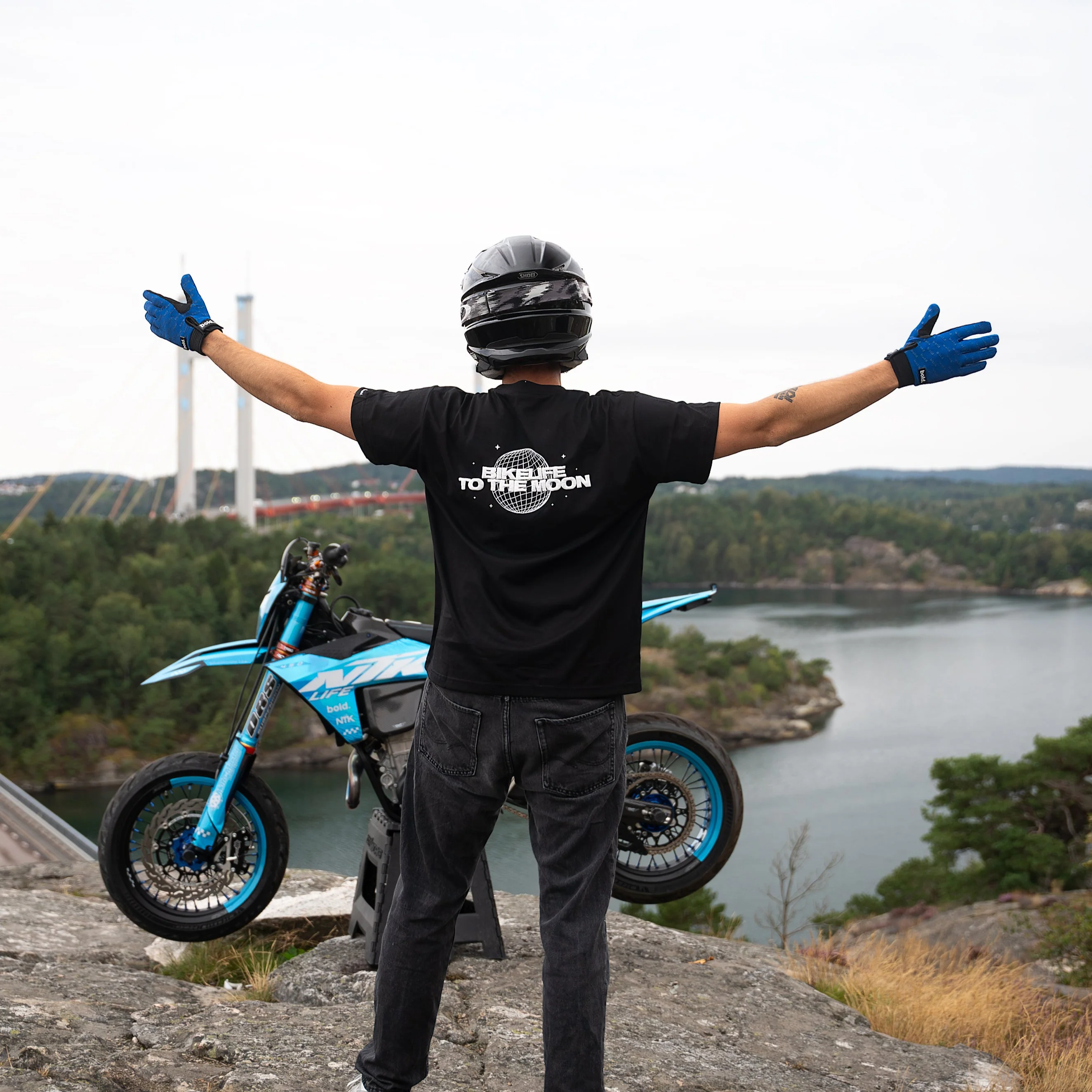 Bikelife To The Moon Oversized Tshirt - Image 4
