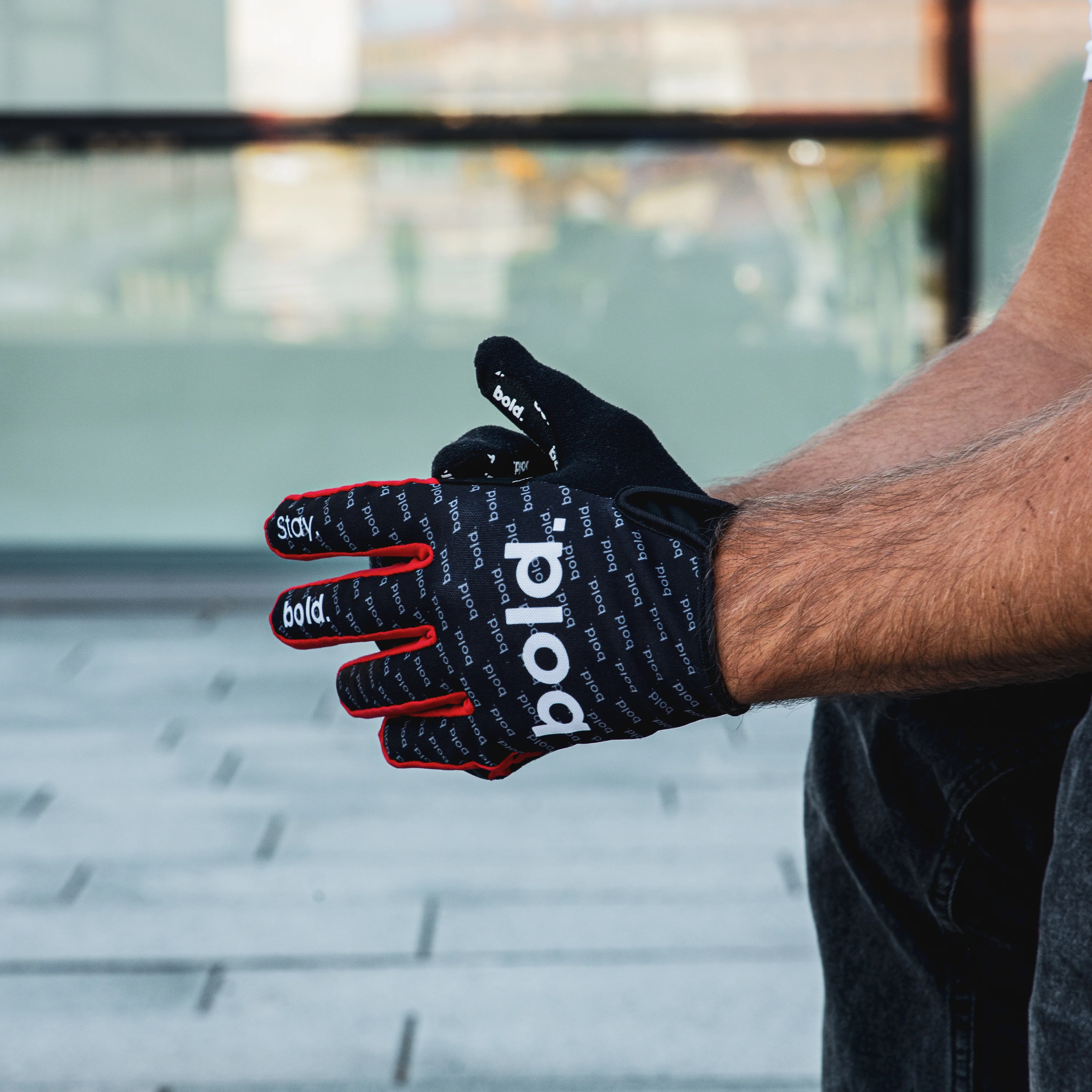 bold. AIRFORCE MX GLOVES - Red - Image 3