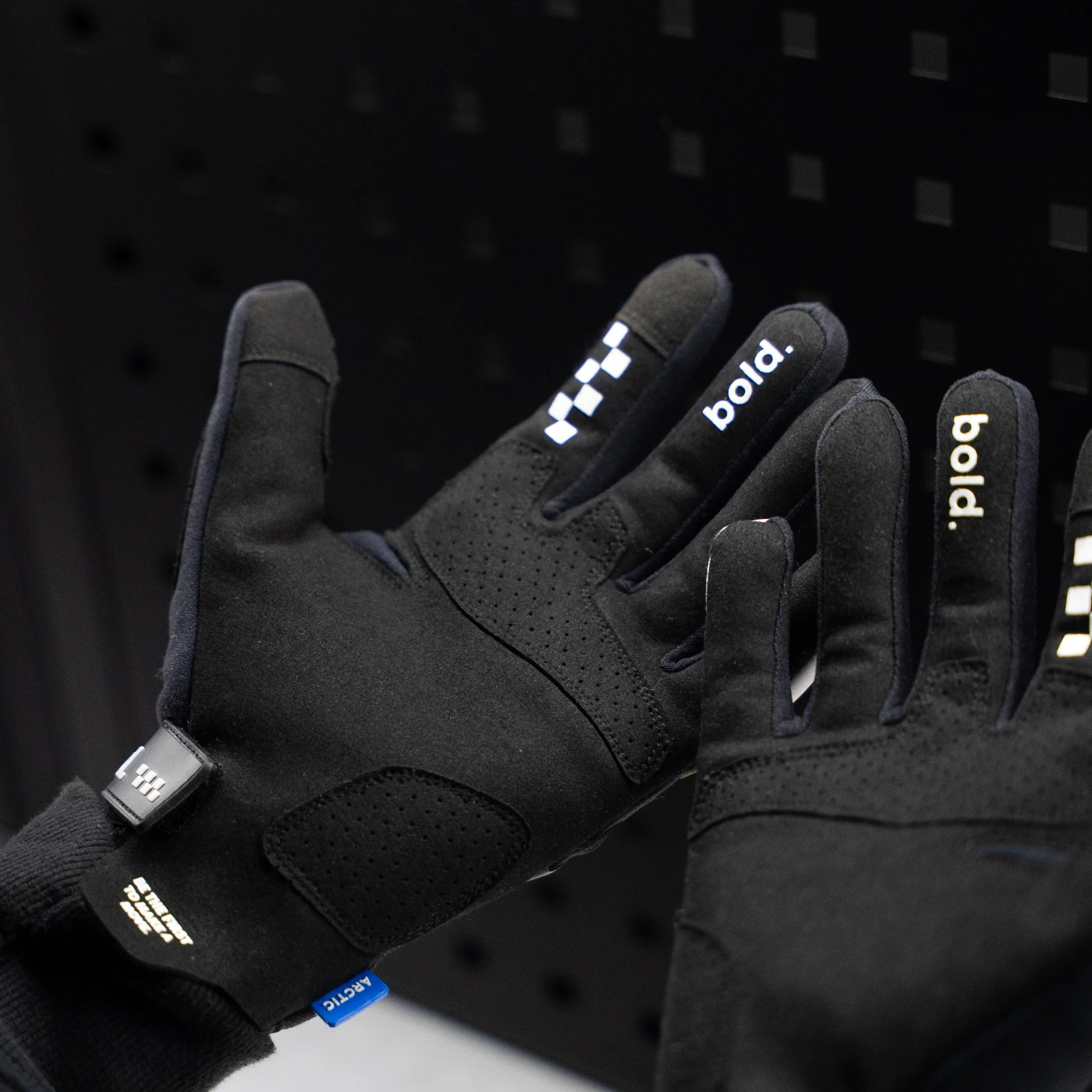 bold. Arctic Winter Supermoto Gloves (Limited Edition) - Image 3