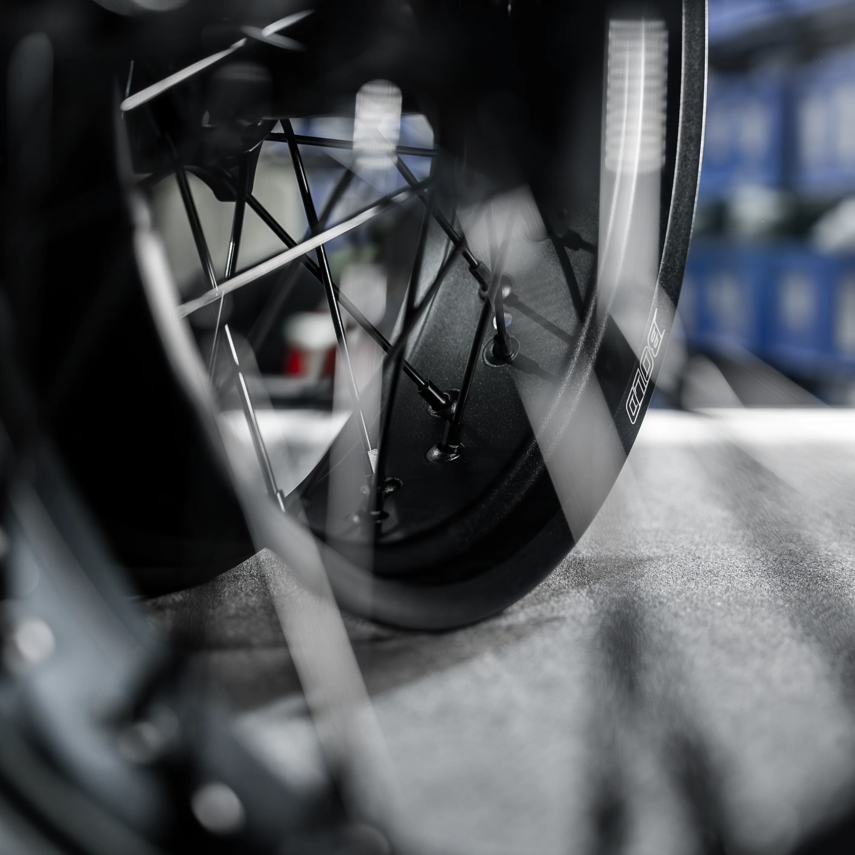 bold. BLACK v2- Supermoto Wheelset - Image 5
