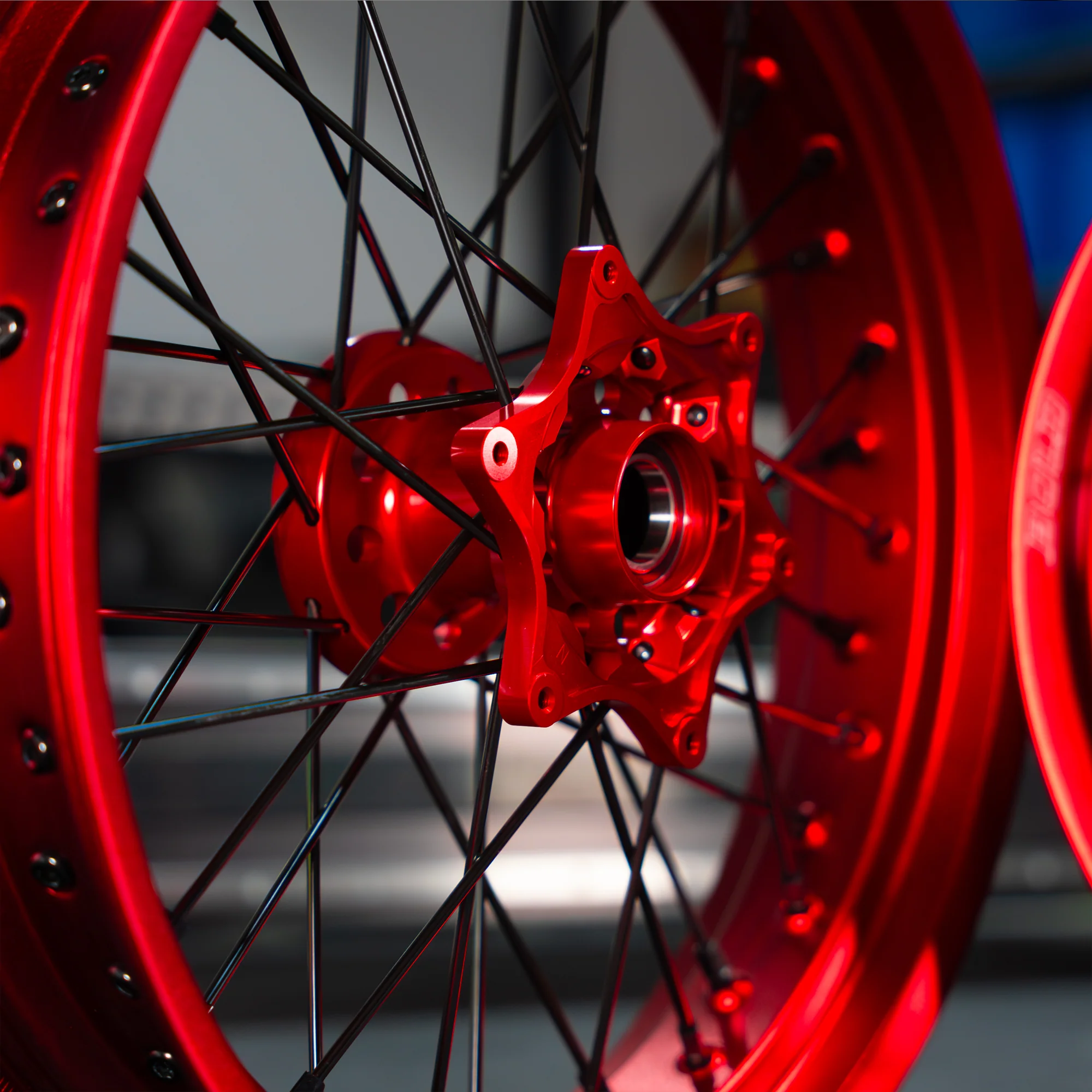 bold. FULL Red - Supermoto Wheelset - Image 4