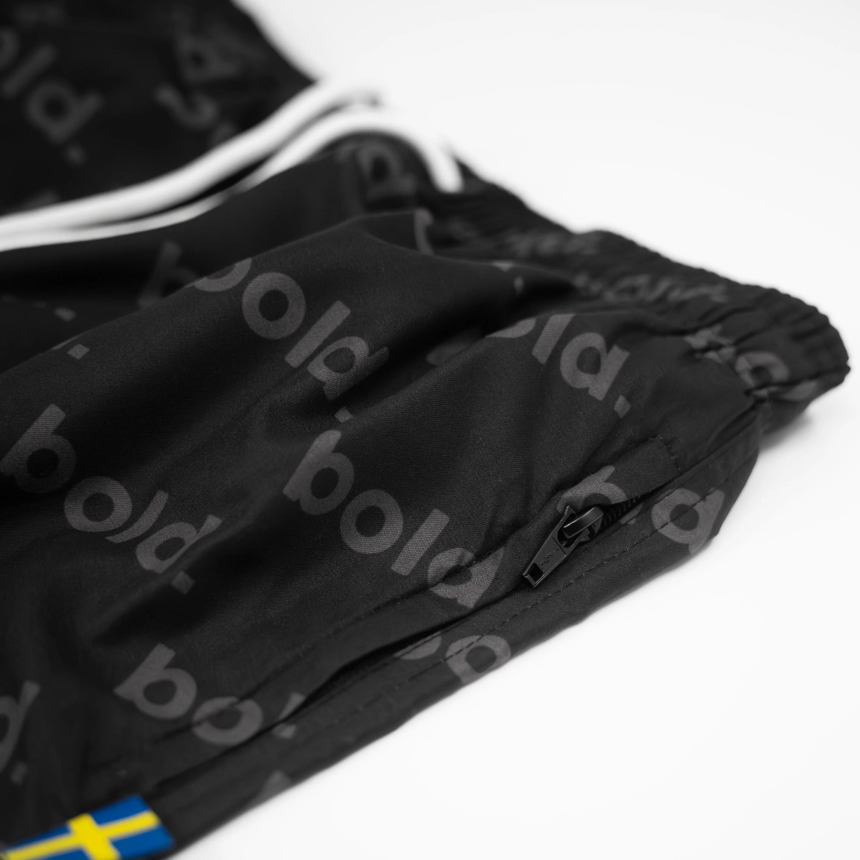 bold. Ocean Swim Pants Black - Image 7