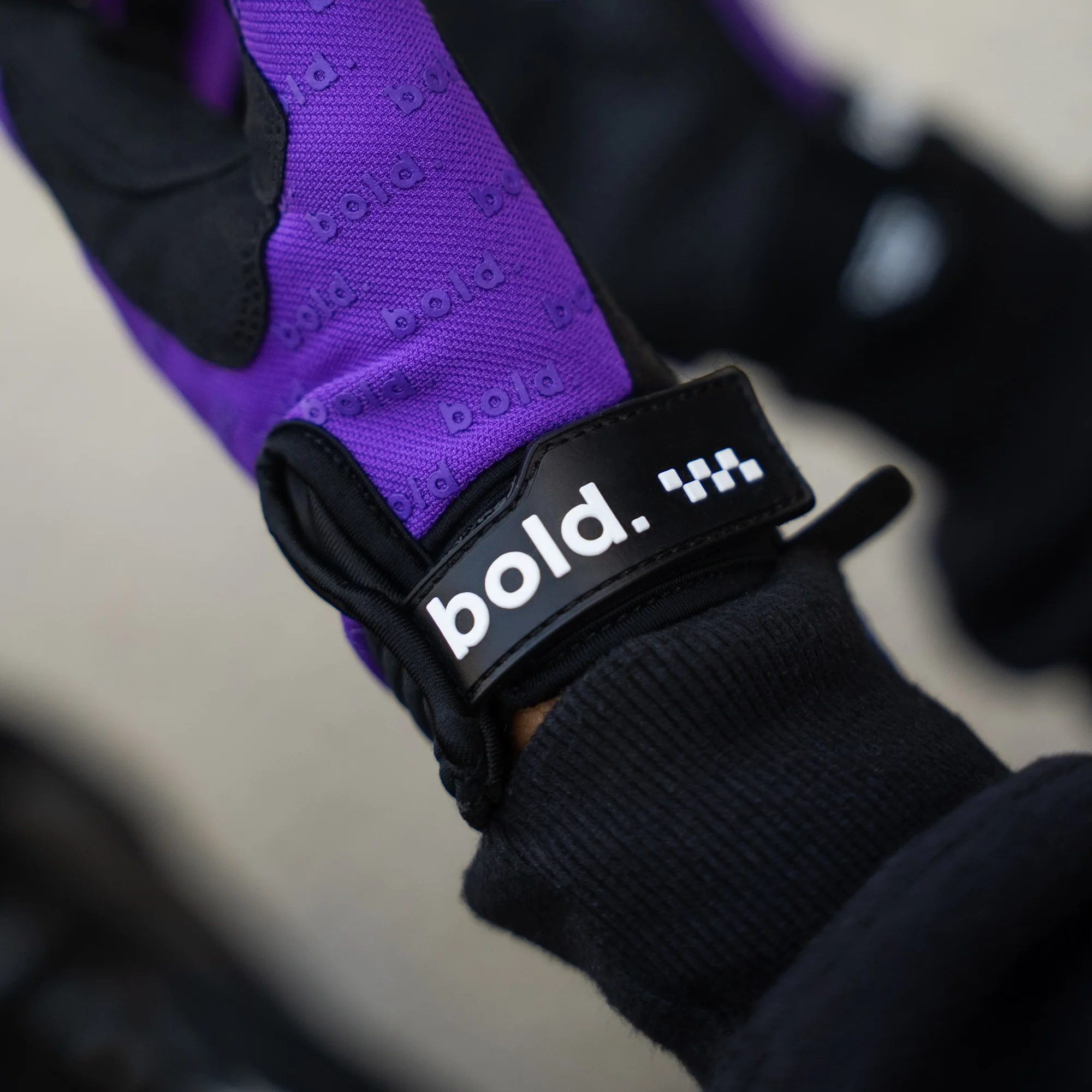 bold. Purple SWIFT MX GLOVES - Image 5