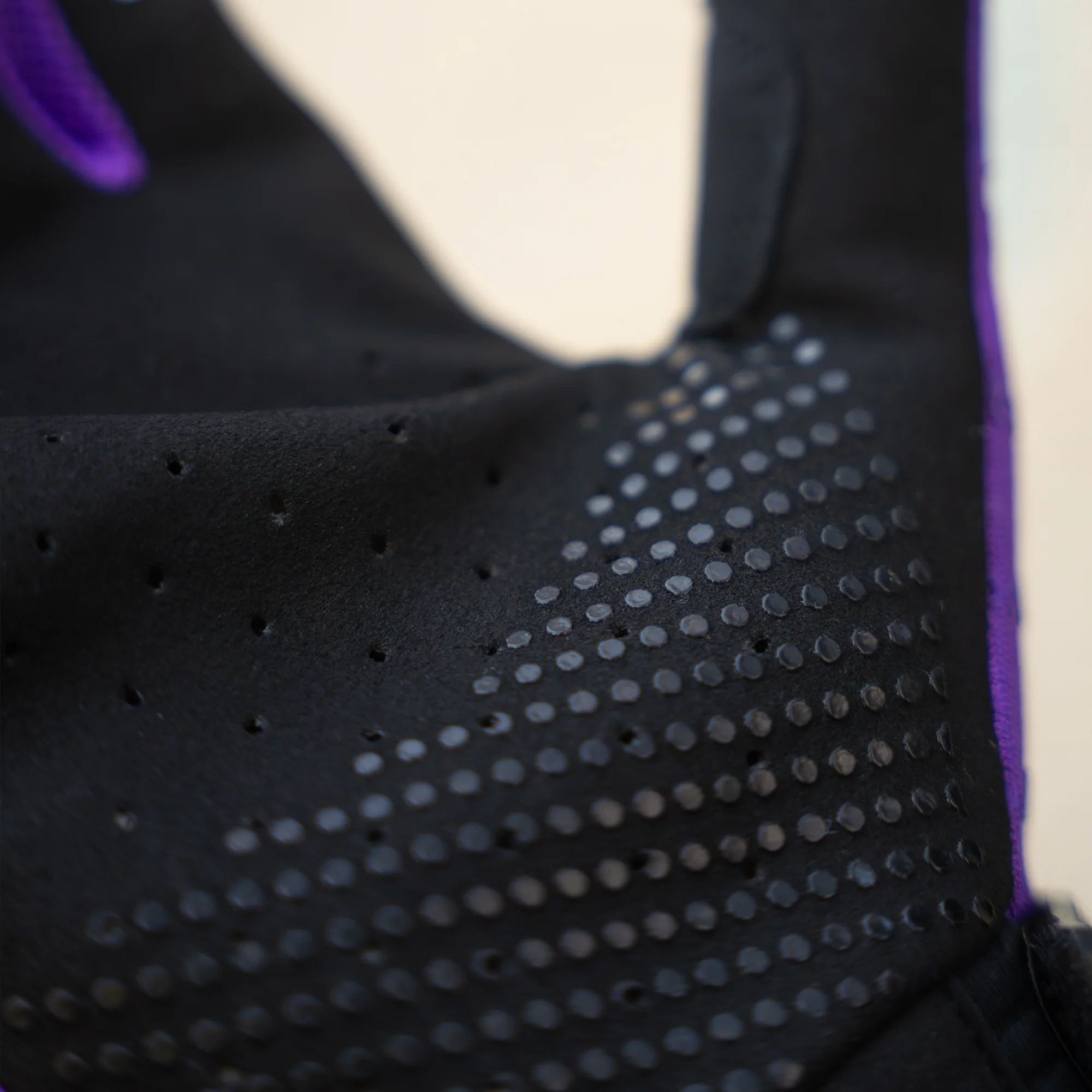 bold. Purple SWIFT MX GLOVES - Image 6