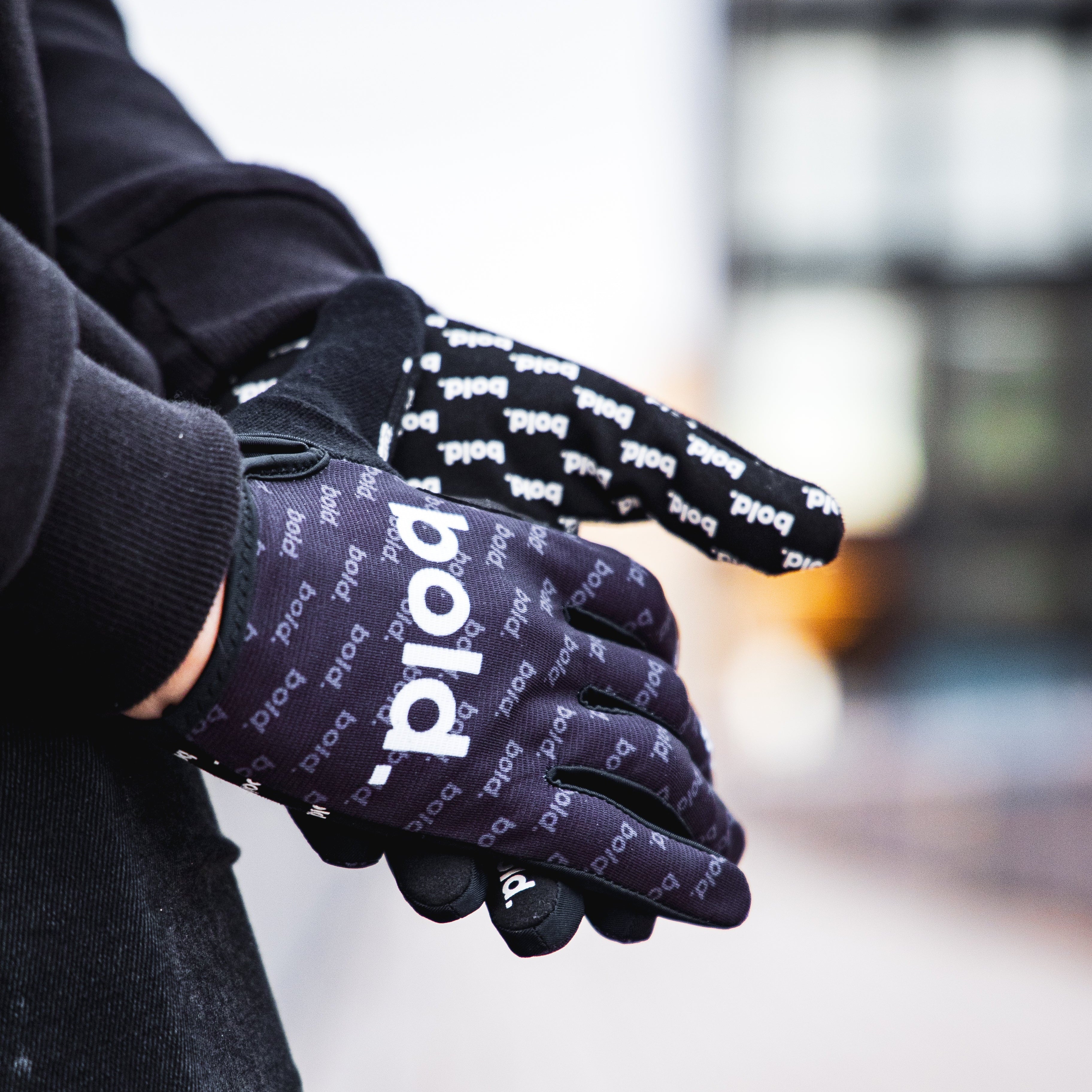 bold. AIRFORCE MX GLOVES - Stealth Edition - Image 3